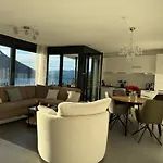 アパート Panoramico ブリッサーゴ